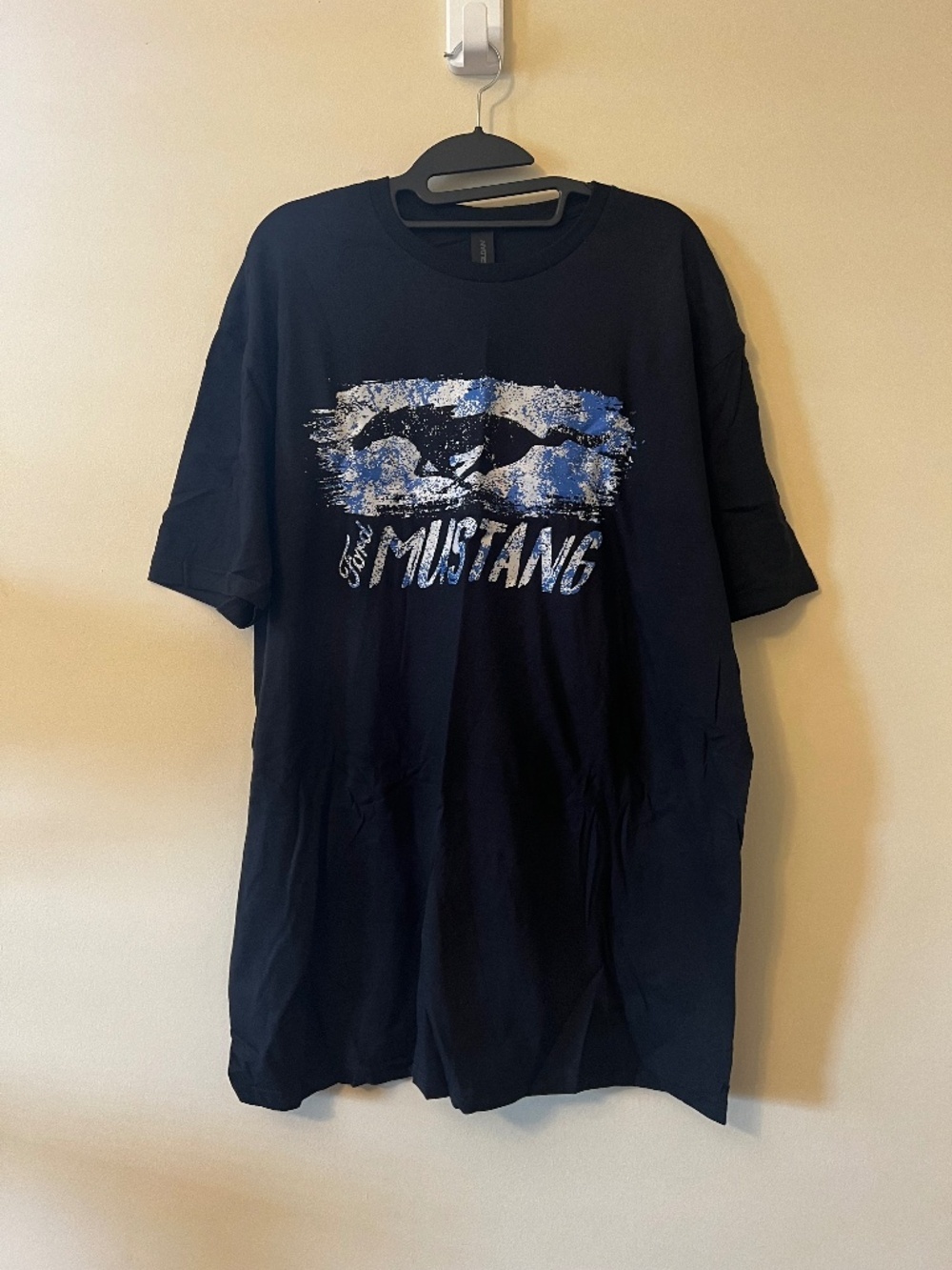 Men's XL Ford Mustang T-Shirt